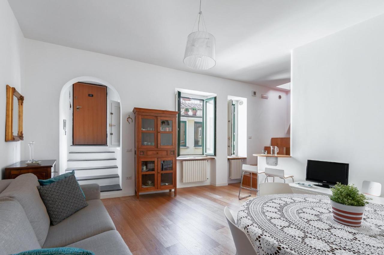 Casa Flo Con Terrazza E Ascensore ساليرنو المظهر الخارجي الصورة