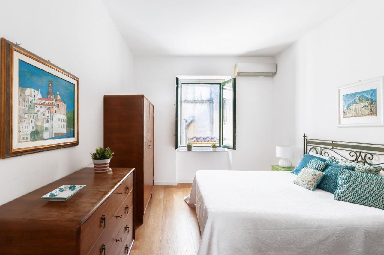 Casa Flo Con Terrazza E Ascensore ساليرنو المظهر الخارجي الصورة