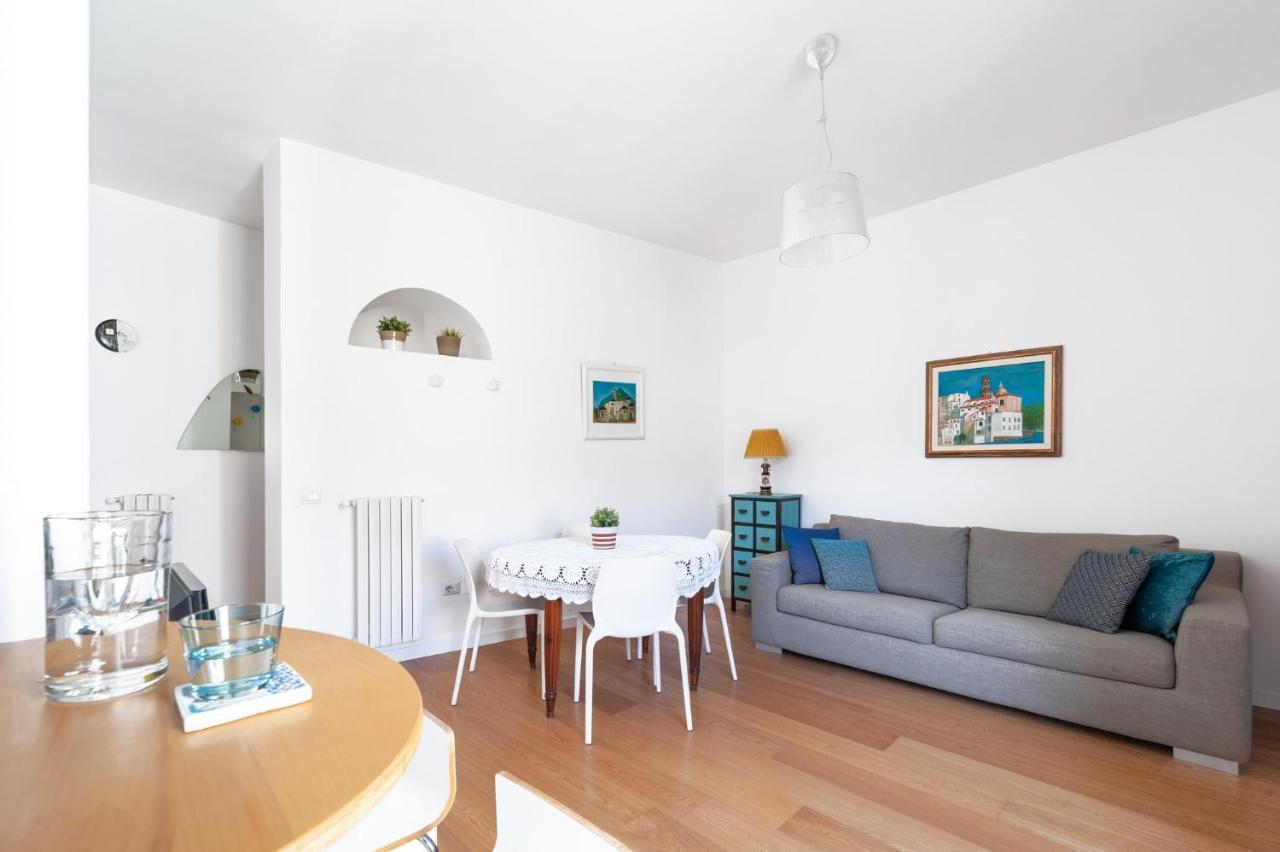 Casa Flo Con Terrazza E Ascensore ساليرنو المظهر الخارجي الصورة
