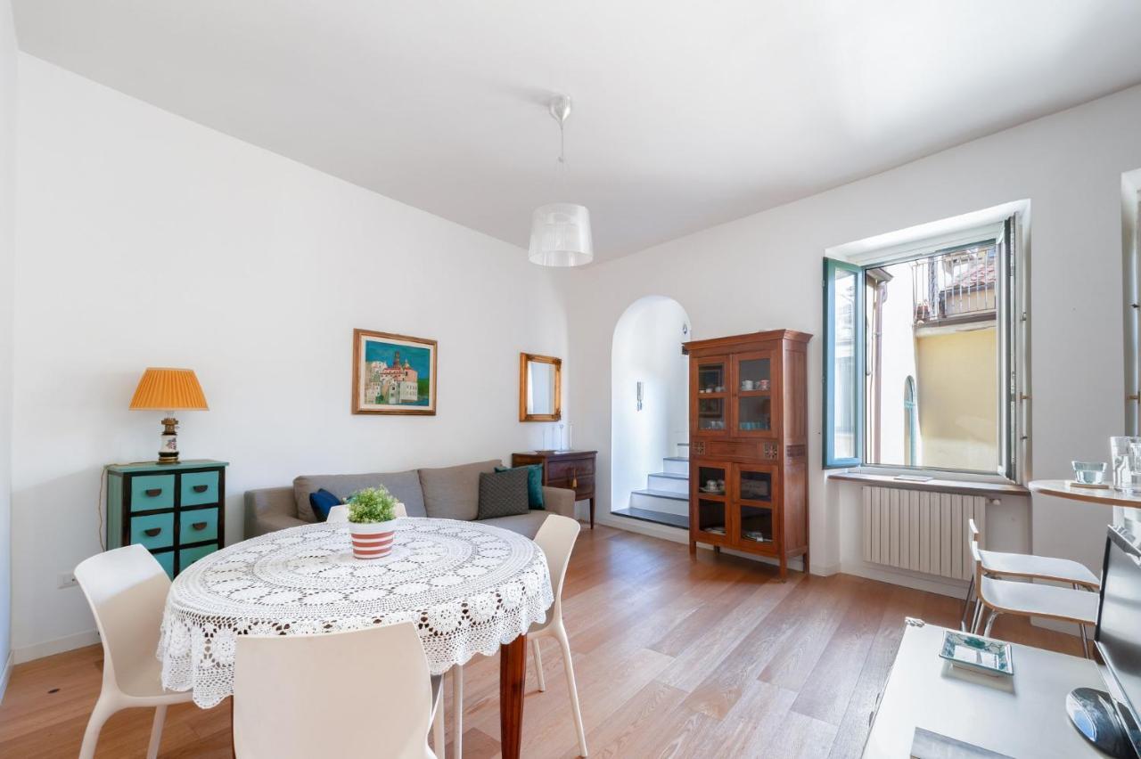 Casa Flo Con Terrazza E Ascensore ساليرنو المظهر الخارجي الصورة